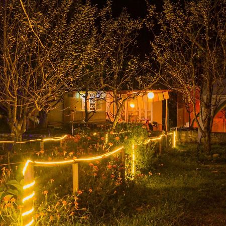 Himtrek Riverside Camps & Hostel Manali エクステリア 写真