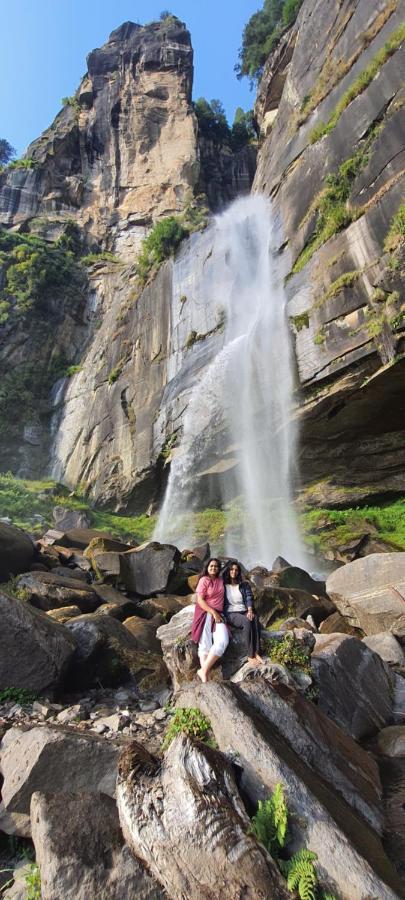 Himtrek Riverside Camps & Hostel Manali エクステリア 写真