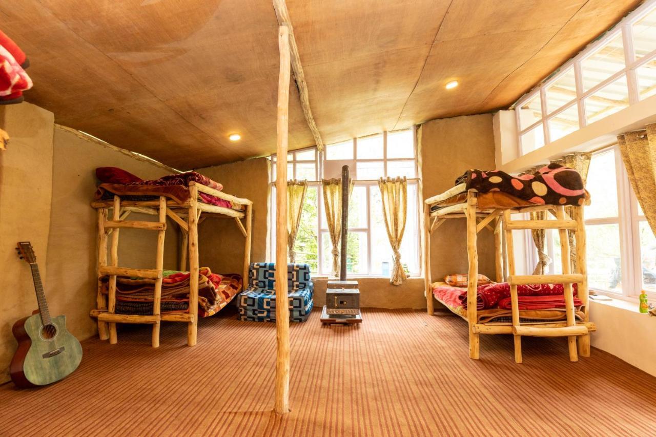 Himtrek Riverside Camps & Hostel Manali エクステリア 写真