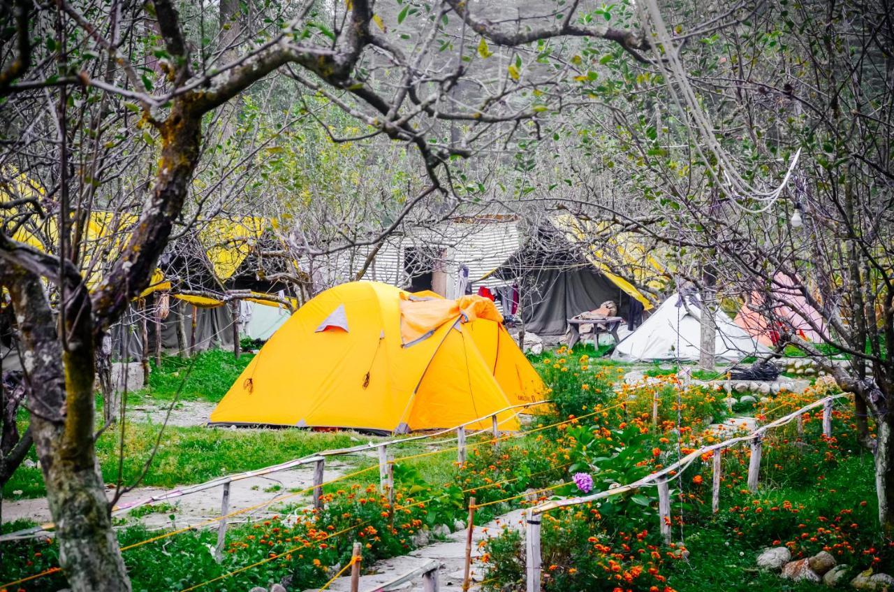 Himtrek Riverside Camps & Hostel Manali エクステリア 写真