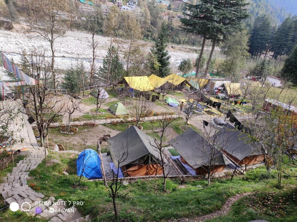 Himtrek Riverside Camps & Hostel Manali エクステリア 写真