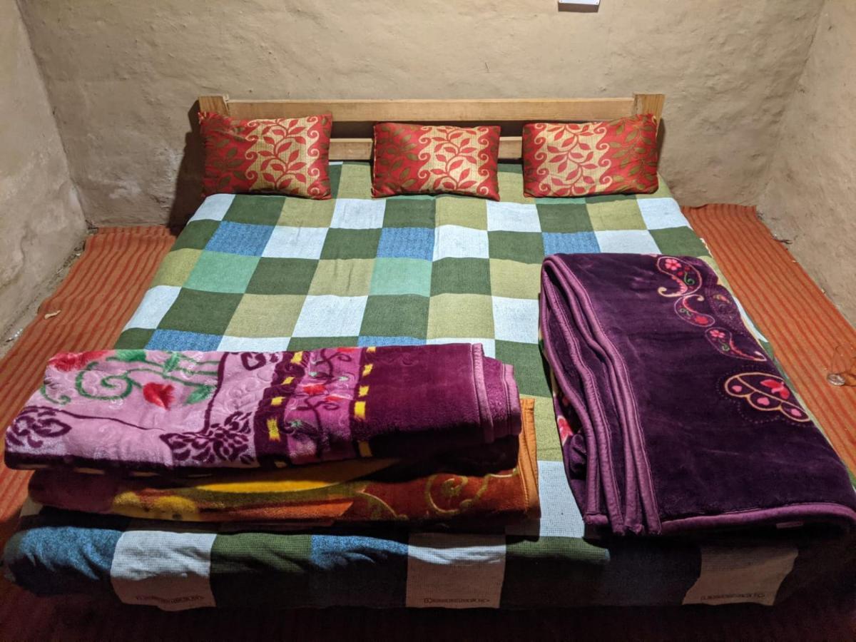 Himtrek Riverside Camps & Hostel Manali エクステリア 写真